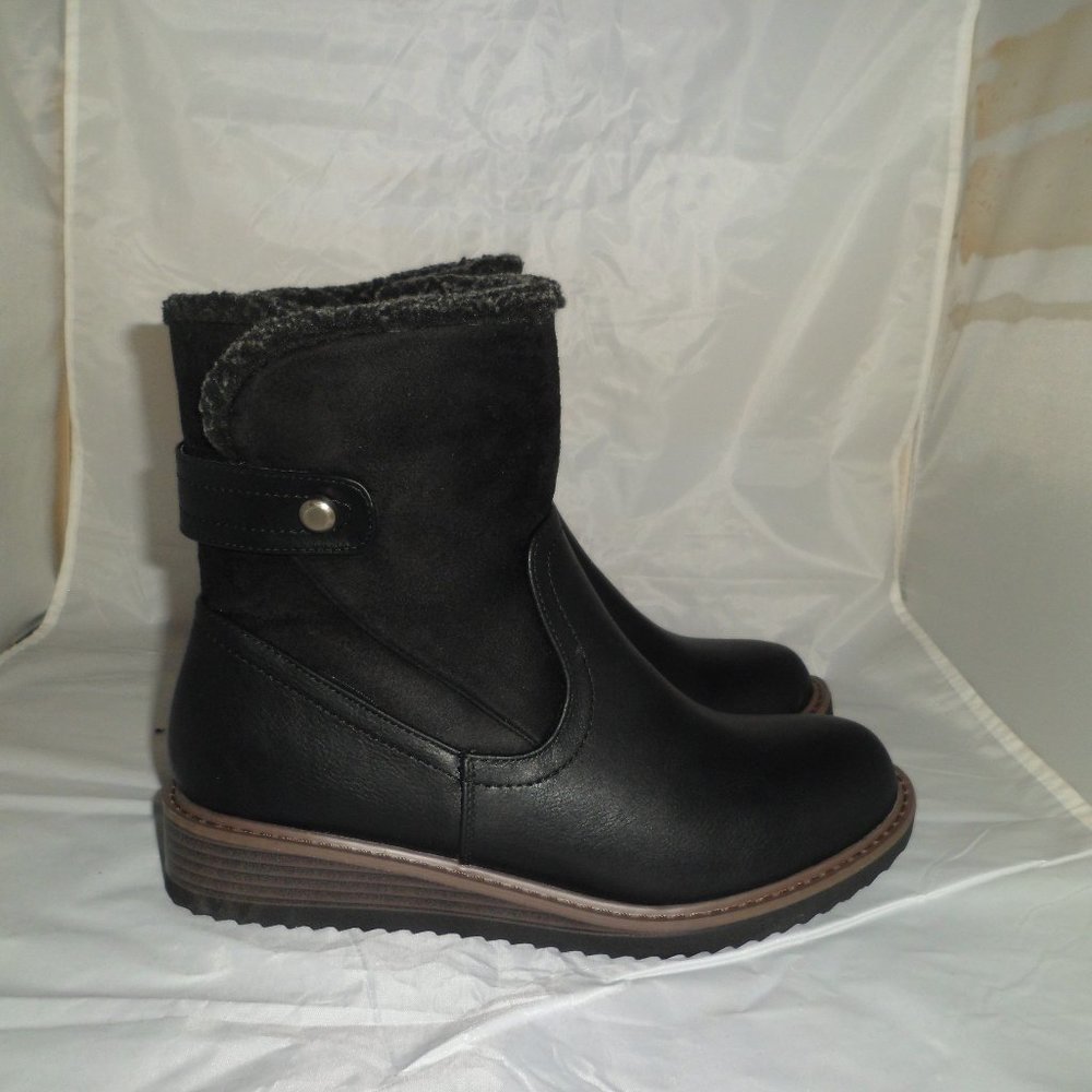 Women's Weather Resistant Boots